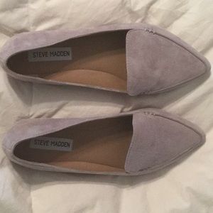 Feather Pointed Toe Loafer